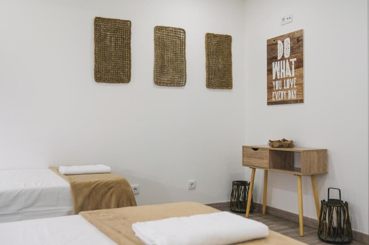 4U Lisbon VI Guesthouse Airport Bagian luar foto