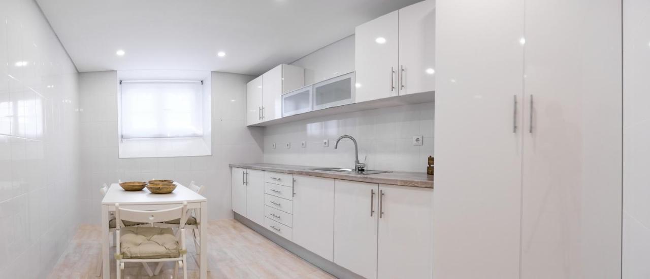 4U Lisbon VI Guesthouse Airport Bagian luar foto